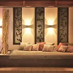 Kunzmann's | 4*